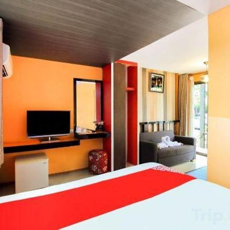 Oyo 271 The Resort Romklao Bangkok Extérieur photo