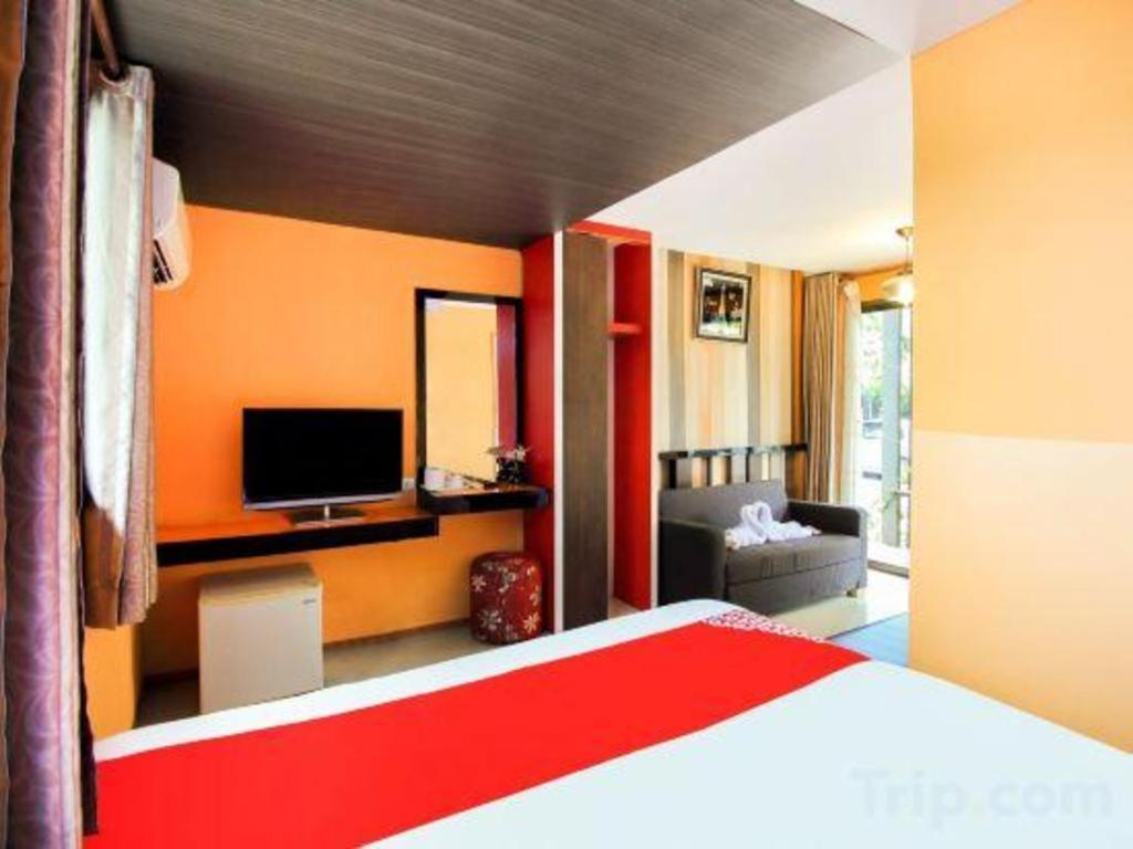 Oyo 271 The Resort Romklao Bangkok Extérieur photo